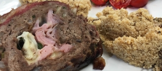 Que tal uma receita de Rocambole de Carne com Recheio de Espinafre?!